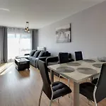 Gustowne Sun Seasons 24 Z Parkingiem W Szklarskiej Porebie By Renters *