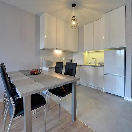 Gustowne Sun Seasons 24 Z Parkingiem W Szklarskiej Porebie By Renters * שצ'קלארסקה פוראובה