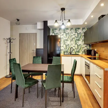 Gustowne Sun Seasons 24 Z Parkingiem W Szklarskiej Porebie By Renters * Szklarska Poreba